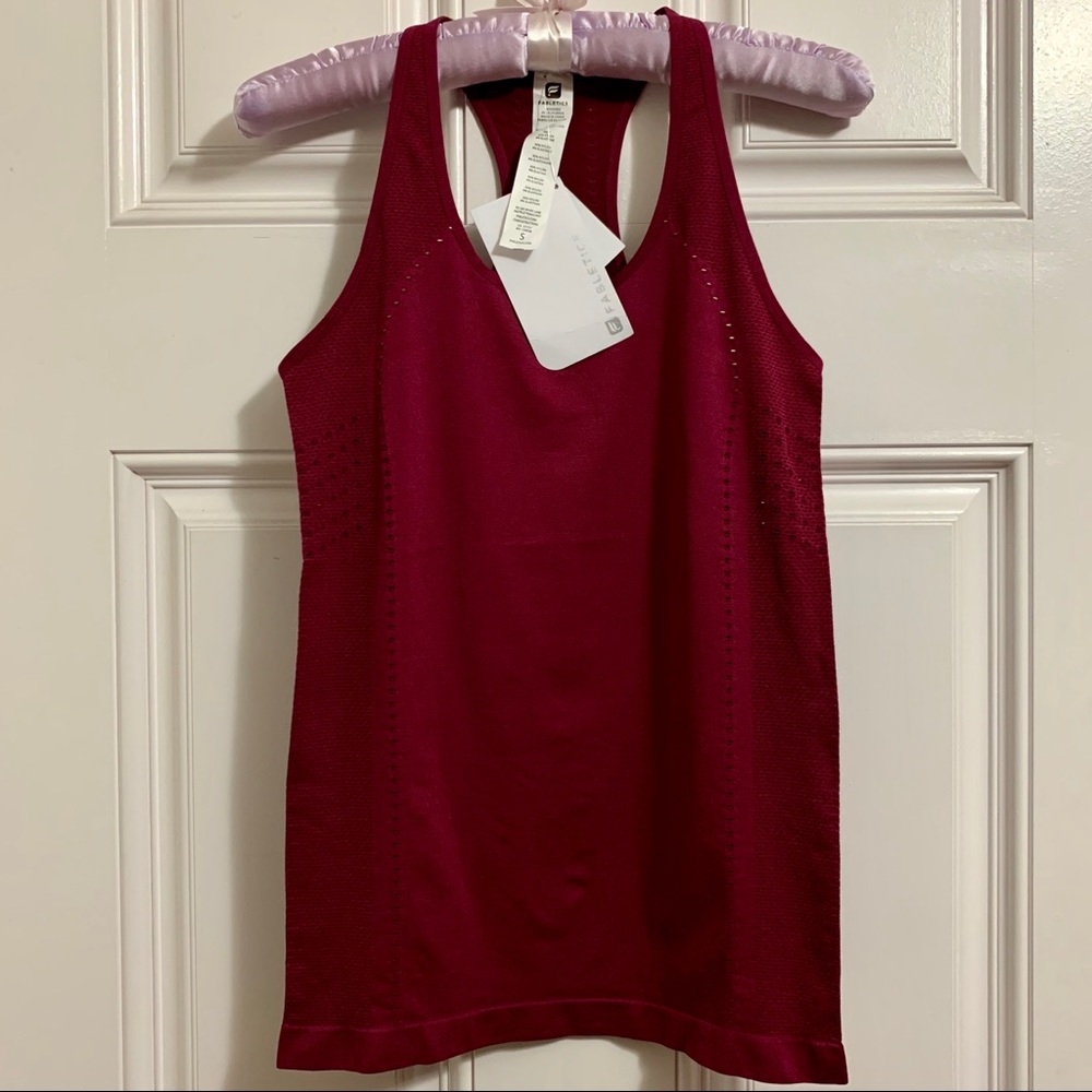 Fabletics Delta Seamless Racerback Tank II